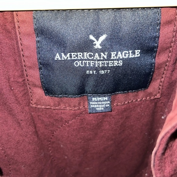 American Eagle Outfitters winter coat. Size medium in burgundy. - Picture 4 of 7
